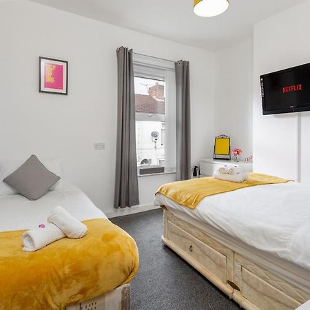 Comfortable Liverpool Townhouse - Free Parking Eksteriør billede